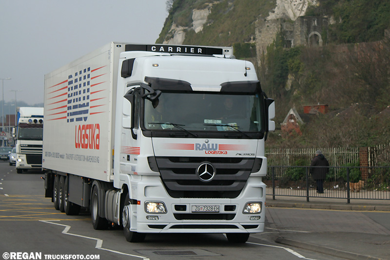 Mercedes-Benz Actros MP3 - Ralu Logistika.jpg