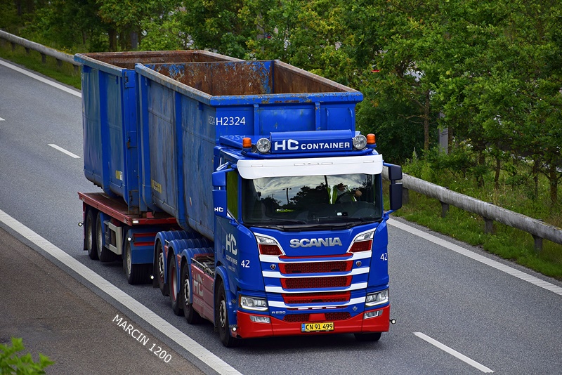 _DSC4467 HC CONTAINER-crop-SCANIA R530 V8 NG.JPG
