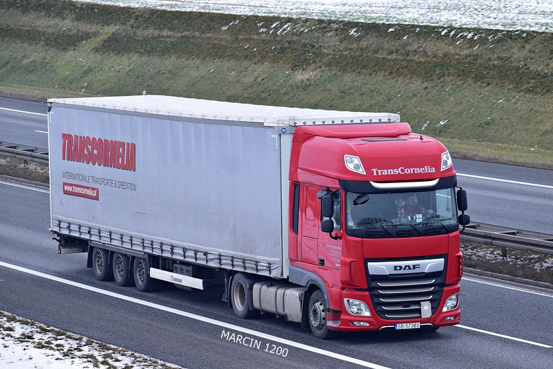 _DSC3677-crop-Transcornelia-DAF XF 106 II.JPG