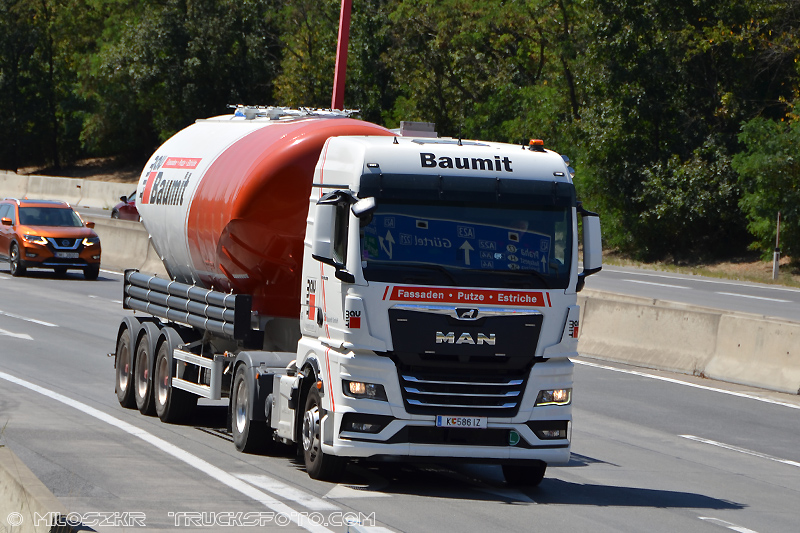 MAN TGX_Baumit_0657.JPG