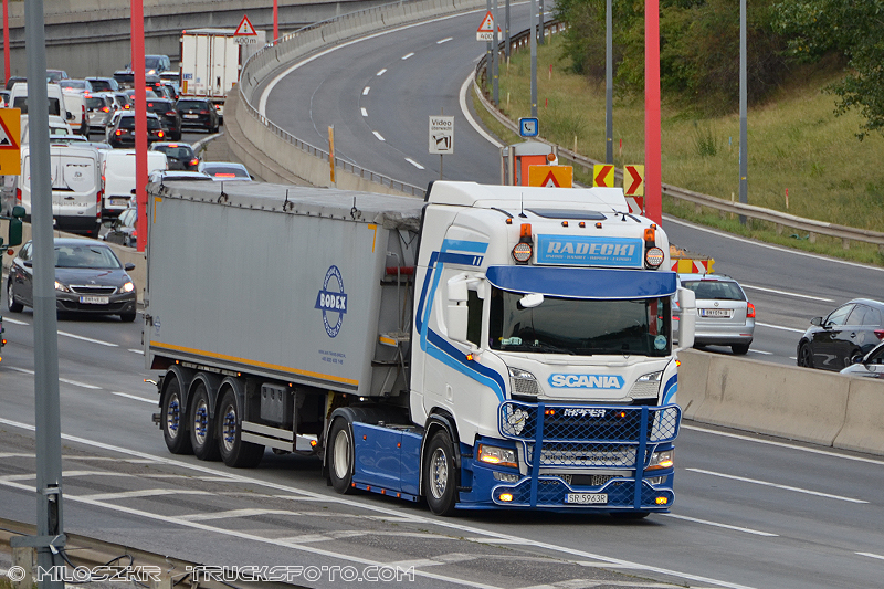 Scania R NG Highline_Radecki_1824.JPG