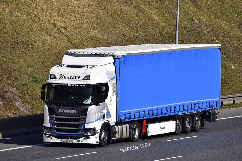 _DSC3338-crop-Ko-Trans-SCANIA R450 NG.JPG