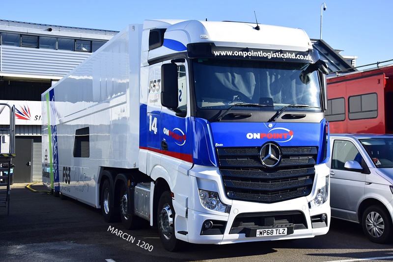 _DSC0967-crop-Onpoint Logistics-Mercedes-Benz Actros MP4.JPG