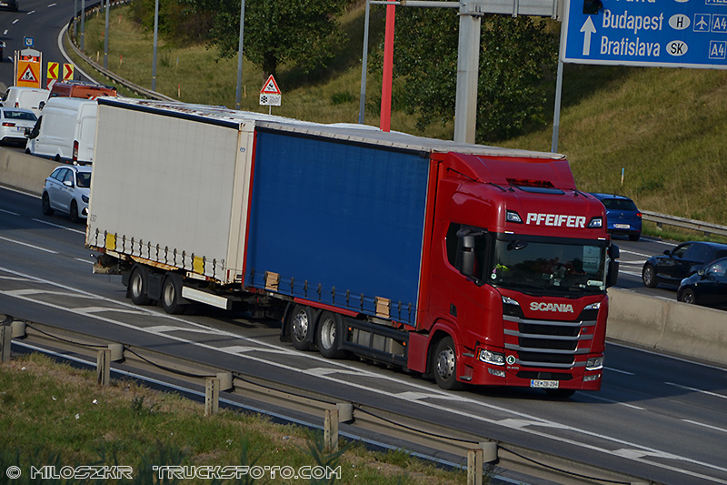 Scania R450_Pfeifer_1756 (1).JPG