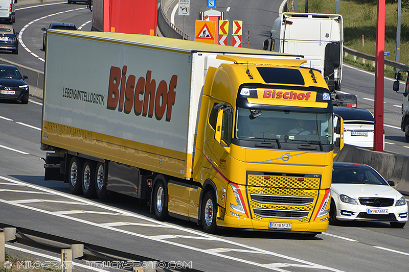 Volvo FH5_Bischof_1940.JPG
