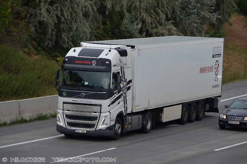 Volvo FH5_Kouba Trans_0960 (2).JPG
