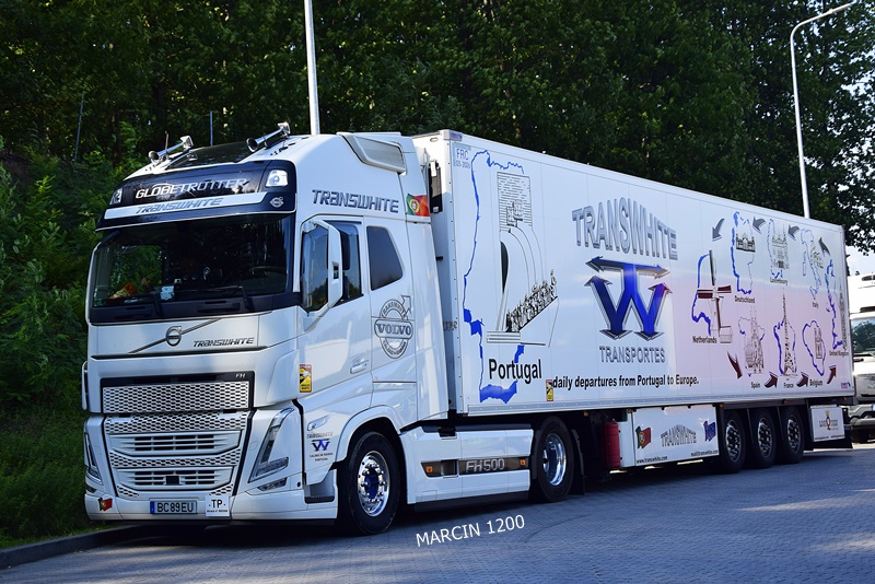 _DSC7066-crop-Transwhite-VOLVO FH V.JPG