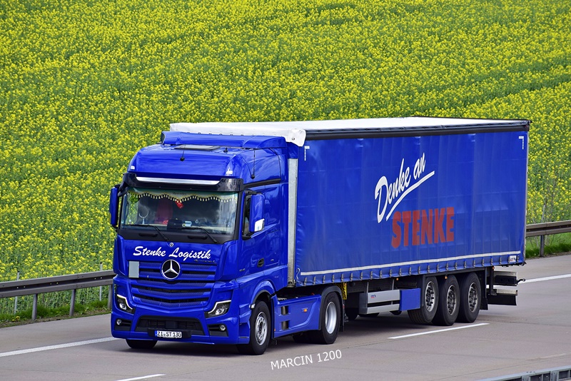 _DSC2127 STENKE LOGISTIK-crop-Mercedes-Benz ActrosL MP5.JPG