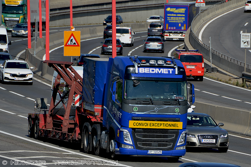 Volvo FH3_Bedmet_2657.JPG