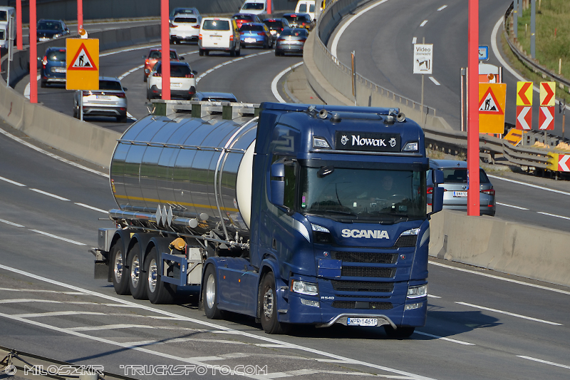 Scania_Nowak_2871.JPG