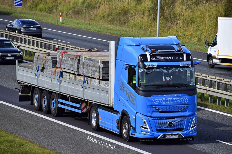 _DSC7594-crop-TASIOR-VOLVO AERO.JPG