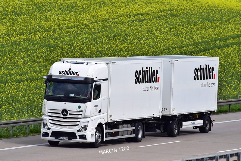 _DSC1978 SCHULLER-crop-Mercedes-Benz Actros MP5.JPG