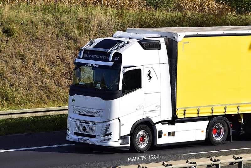 _DSC7436-crop-JARIS-VOLVO AERO.JPG