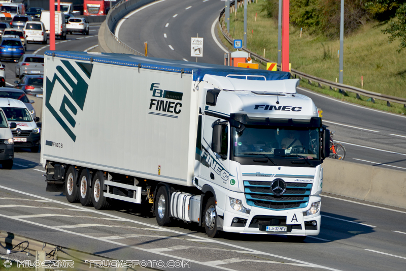 Mercedes Benz Actros MP4_Finec_2905.JPG