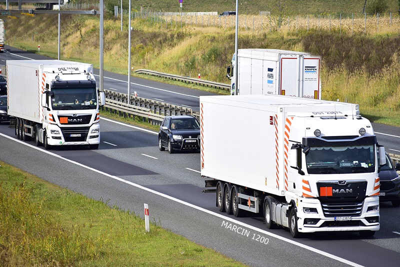 _DSC7505-crop-ANTONISEN-MAN TGX II.JPG