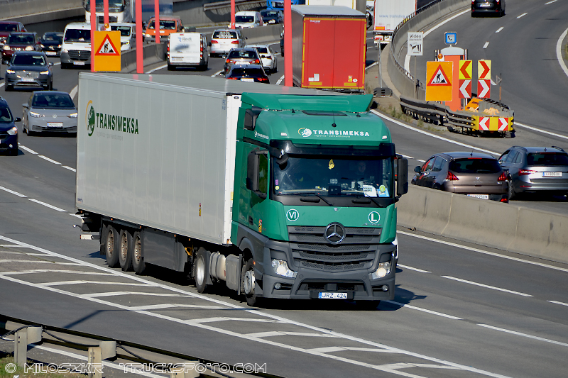 Mercedes Benz Actros MP4_Transimeksa_3162.JPG