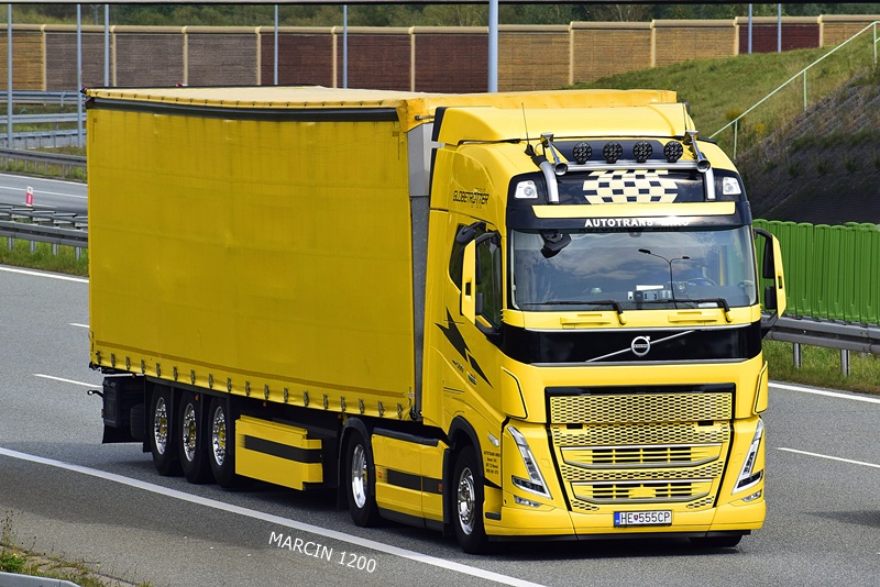 _DSC7026-crop-MIKO-VOLVO FH V.JPG