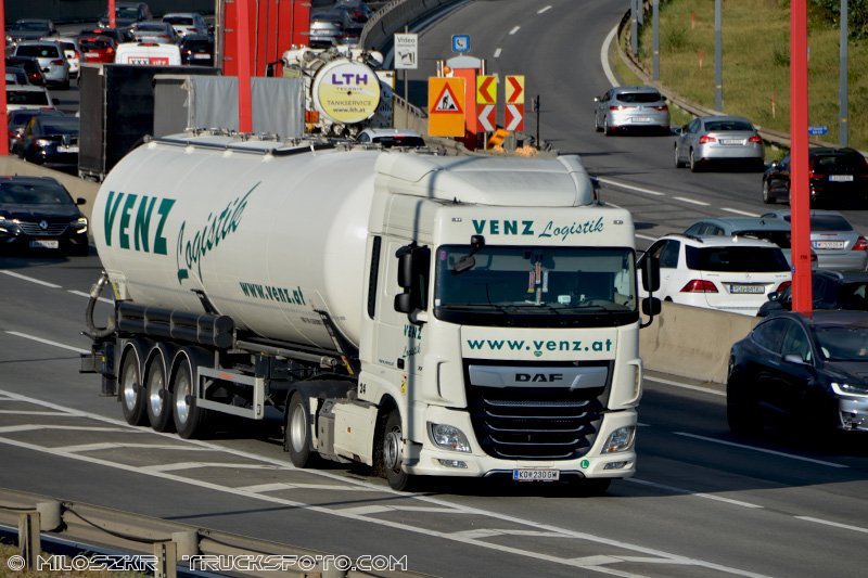 Daf 106XF_Venz Logistik_1684.JPG