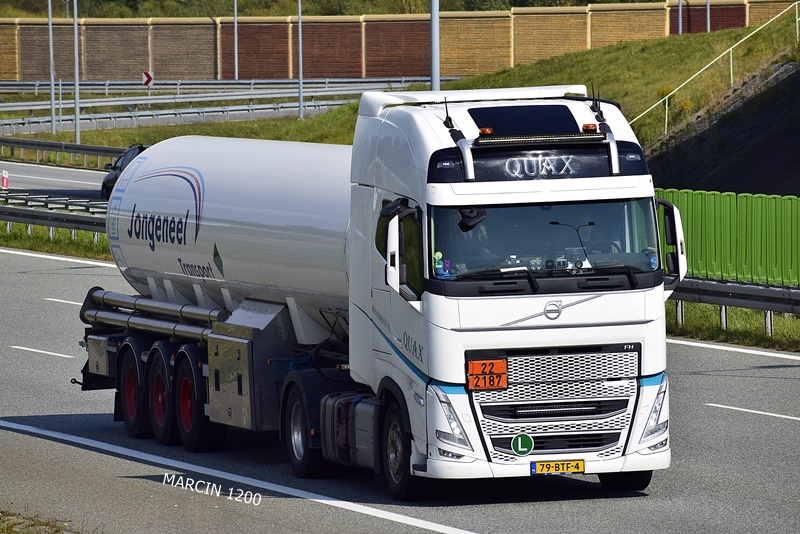 _DSC7051-crop-Quax-VOLVO FH V.JPG