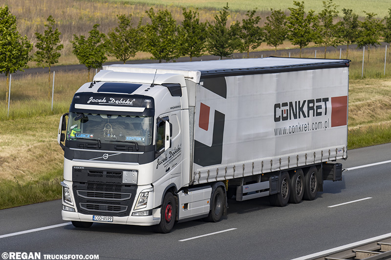 Volvo FH4 - Jacek Dębski.jpg