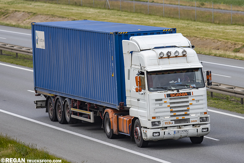 Scania 113H 360.jpg
