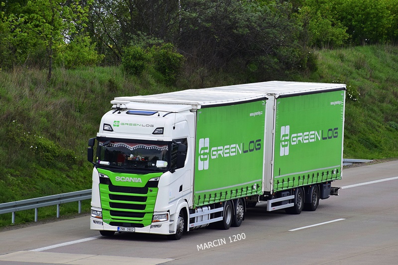 _DSC1984 GREEN LOG-crop-SCANIA S460.JPG