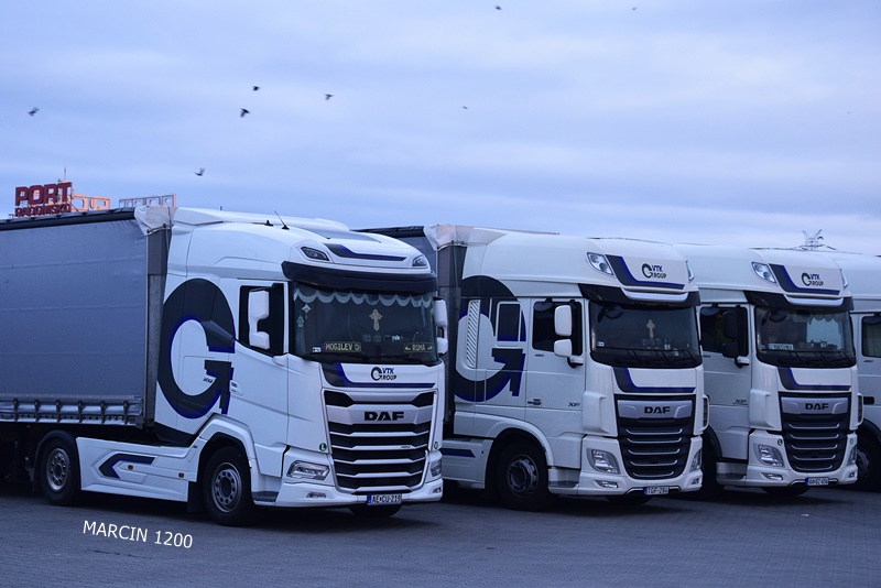 _DSC8161-crop-VTK Group-DAF.JPG