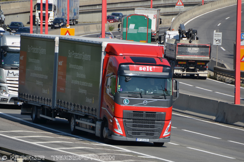 Volvo FH5_Selt_2482.JPG