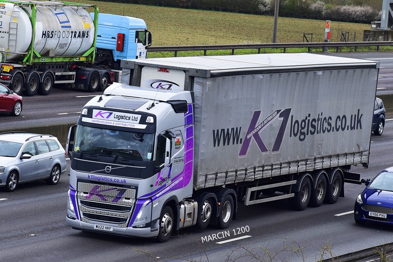 _DSC0410-crop-K1 Logistics Ltd-VOLVO FH V.JPG