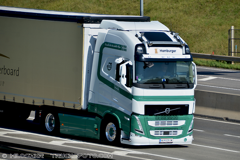 Volvo FH5_Hamburger_2524.JPG