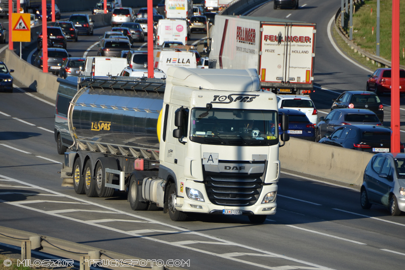 Daf 106 XF_Tospas_3551.JPG