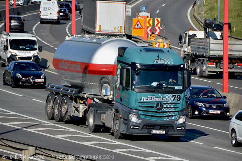 Mercedes Benz Actros MP4_Seethaler_3277.JPG