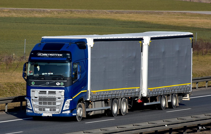 Ander_Trucks_Volvo_FH4_PL.jpg