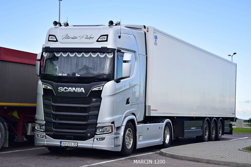 _DSC7615-crop-MARTIN PAKOS-SCANIA S530 V8.JPG