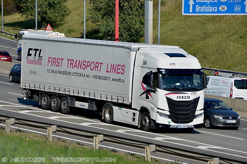 Iveco S-Way_FTL_2757.JPG