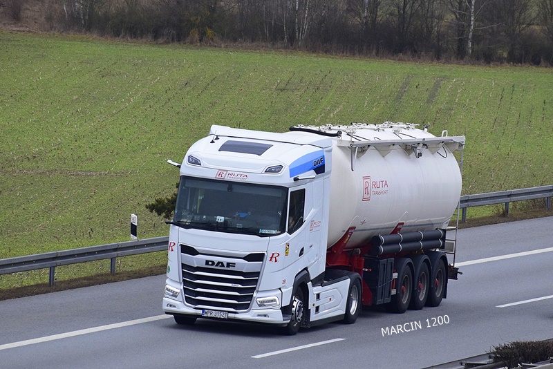 _DSC9762 RUTA-crop-DAF XG.JPG