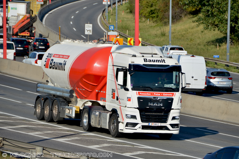 MAN TGX_Baumit_2935.JPG