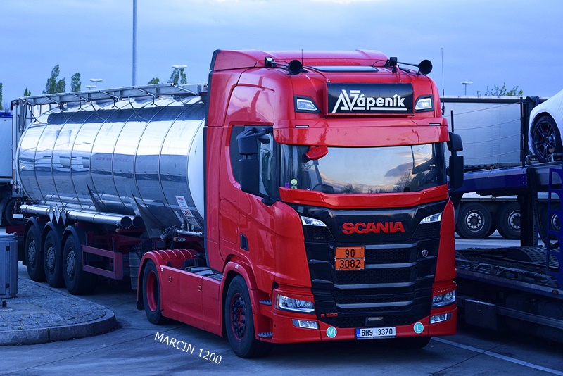 _DSC2375-crop-A.VAPENIK -SCANIA R500 NG.JPG