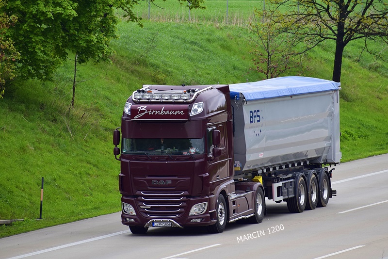 _DSC1230 BIRNBAUM-crop-DAF XF 106 II.JPG