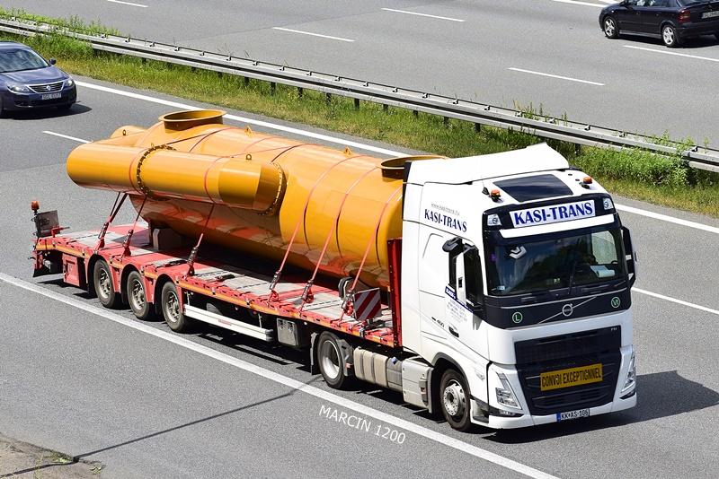 _DSC00011 (974)-crop-Kasi-Trans-VOLVO FH V.JPG