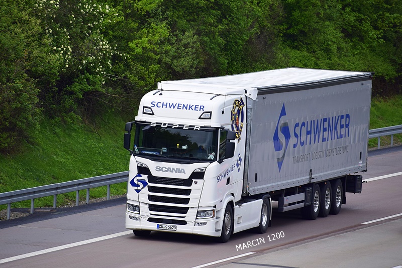 _DSC1128 SCHWENKER-crop-SCANIA S500.JPG