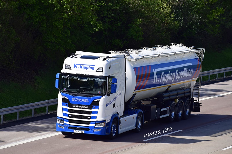 _DSC1439 K.KIPPING-crop-SCANIA S560.JPG