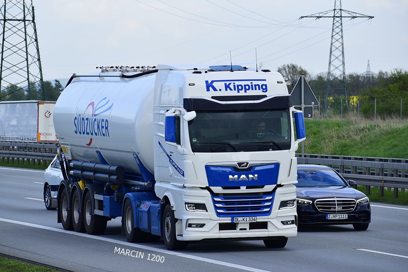 _DSC2229 K.KIPPING-crop-MAN TGX II.JPG