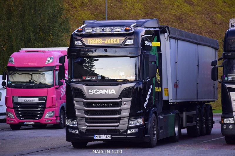 _DSC00011 (2343)-crop-TRANS-JAREX Jarosław Kalinowski-SCANIA R460 NG SUPER.JPG