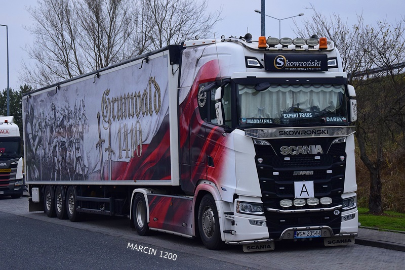 _DSC9891-crop-SKOWROŃSKI-SCANIA S- GRUNWALD 1410.JPG