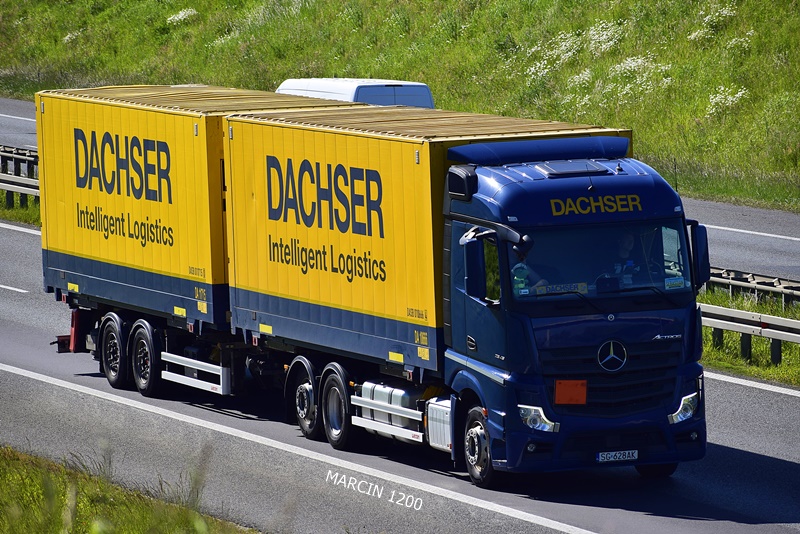 _DSC00011 (617)-crop-DACHSER-ACTROS MP IV.JPG