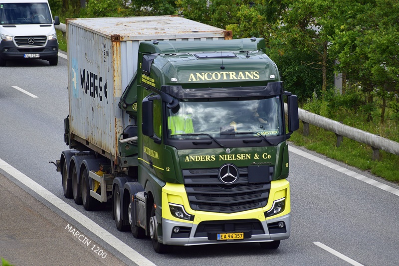 _DSC4405 ANCOTRANS-crop-Mercedes-Benz ActrosL MP5.JPG