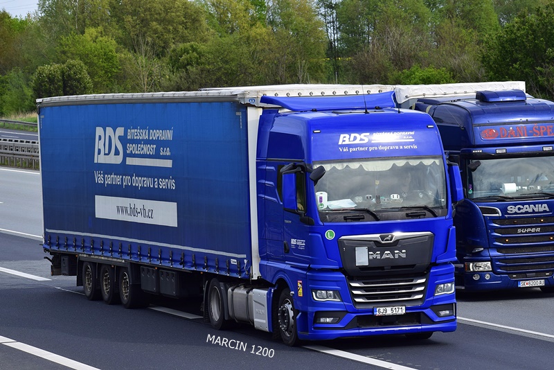 _DSC2148 BDS-crop-MAN TGX II.JPG