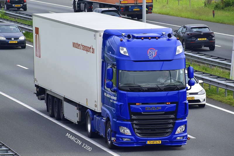 _DSC3283 KJT-crop-Kees Jacobs Transport-DAF XF 106 II.JPG