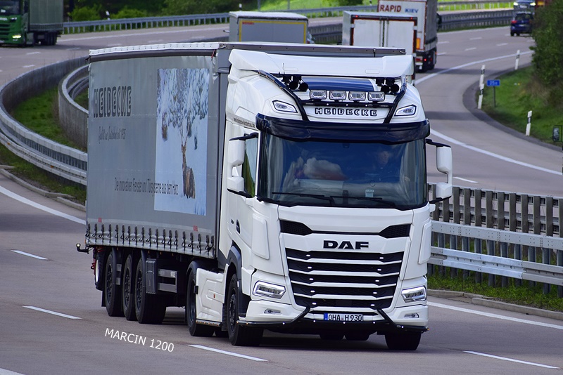 _DSC2780 HEIDECKE-crop-DAF XF.JPG